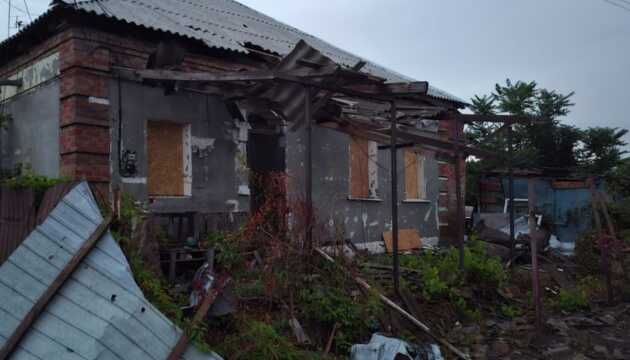 Росіяни атакували Нікопольський район дронами та обстріляли з артилерії