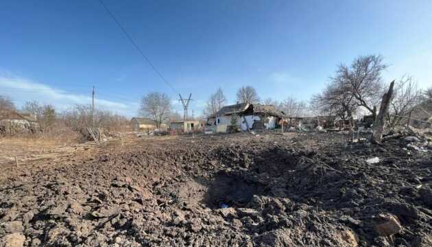 Окупанти на Донеччині за добу поранили десятьох жителів