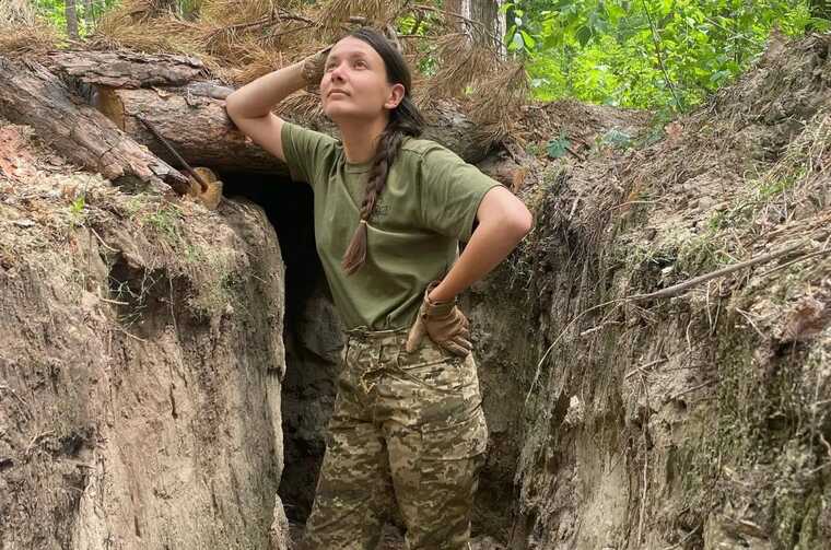 Акторка театру Лесі Українки приєдналася до лав ЗСУ