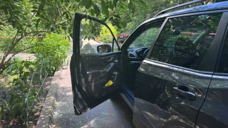 У Києві евакуювали автомобіль казахського опозиціонера Айдоса Садикова після замаху