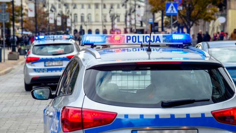 У Варшаві двоє чоловіків зґвалтували жінку: вони зникли, коли їх випустили з-під арешту