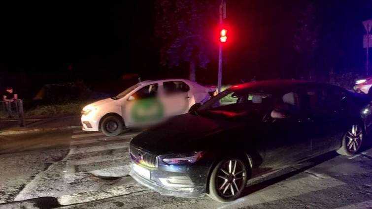 У Львові вщент п’яний водій спричинив ДТП з таксі
