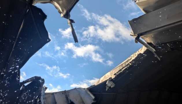 Окупанти вдарили безпілотником по комунальному підприємству на Херсонщині: є поранені