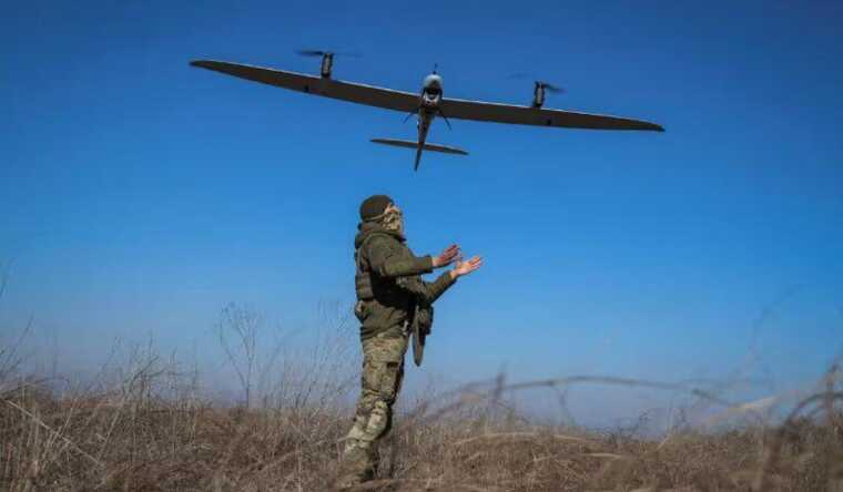 Forbes написав, що Україна зараз виробляє близько 3000 FPV-дронів на день