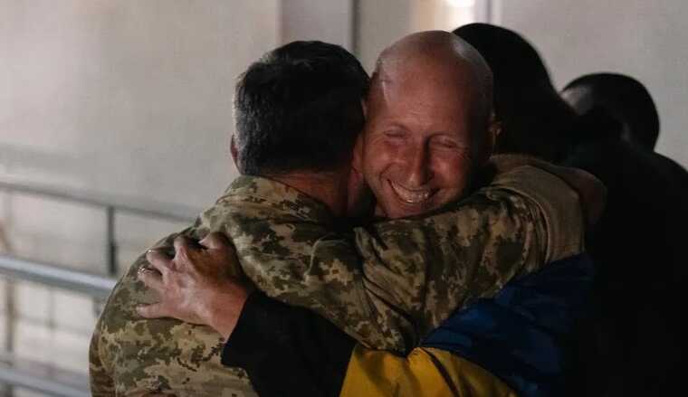 State Border Guard Service showed touching photos of defenders released from Russian captivity
