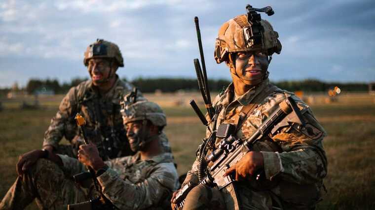 В Альянсі виявили брак сотень тисяч солдатів для війни з РФ