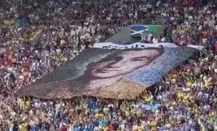 Під час матчу Україна-Бельгія вболівальники розгорнули банер із зображенням Назарія “Грєнки” Гринцевича