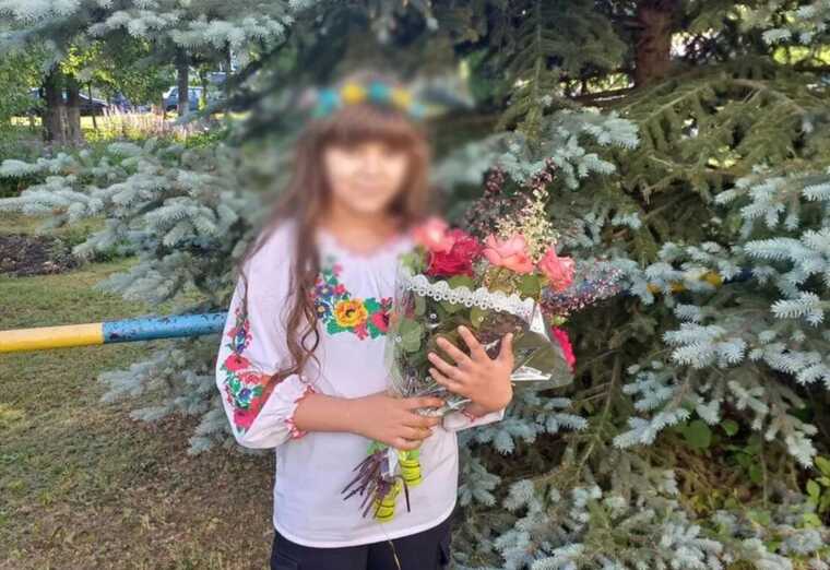 На Черкащині попрощалися з 10-річною дівчинкою, яку вбили в Будинку культури