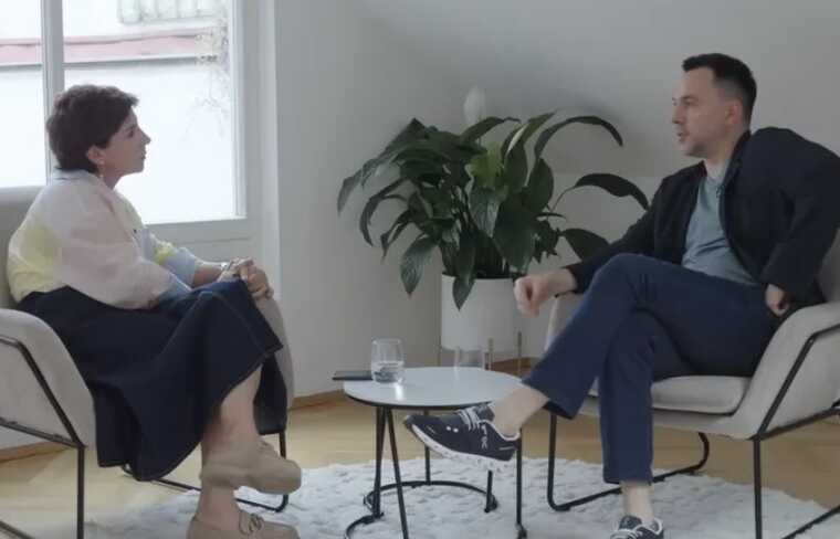 Арестович видав, що не може воювати, бо його "точно вб’ють"