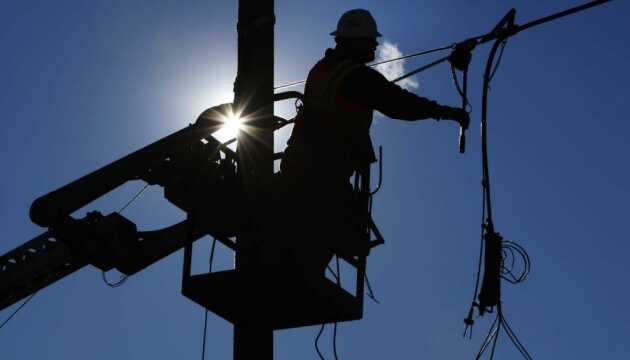 Due to shelling, there are new power outages in 4 regions