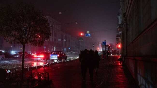 Энергетики показали график отключений света на завтра