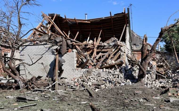 Окупанти скинули 4 КАБи по Дергачах під Харковом