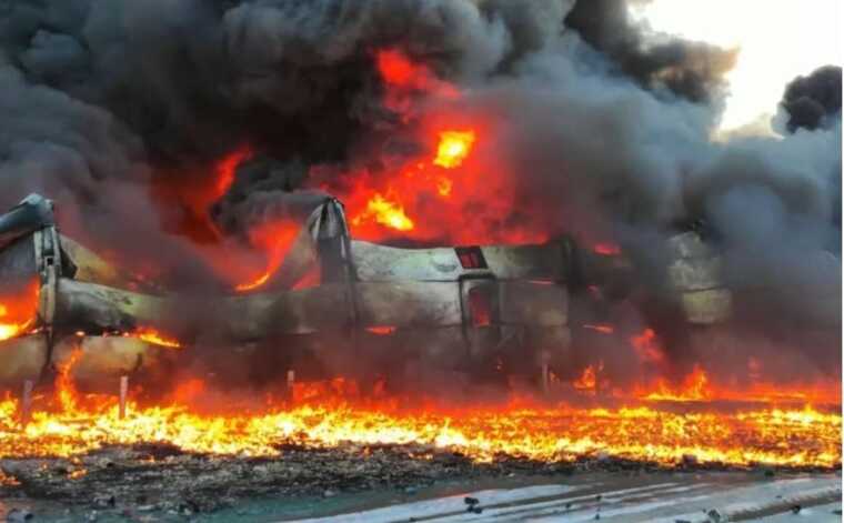 Россия за неделю сбросила более 800 КАБов, - Зеленский