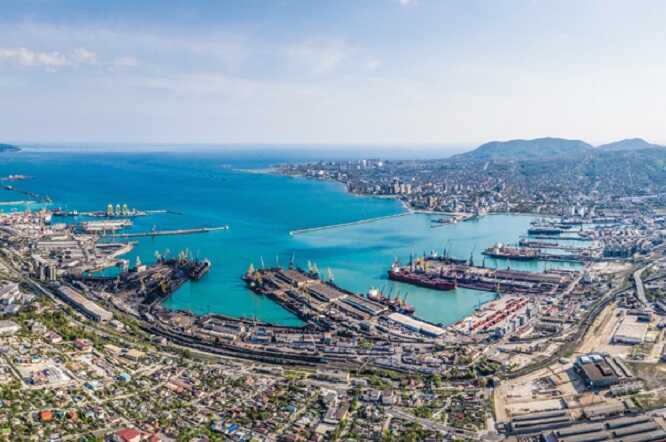 В РФ дрони атакували порт у Новоросійську