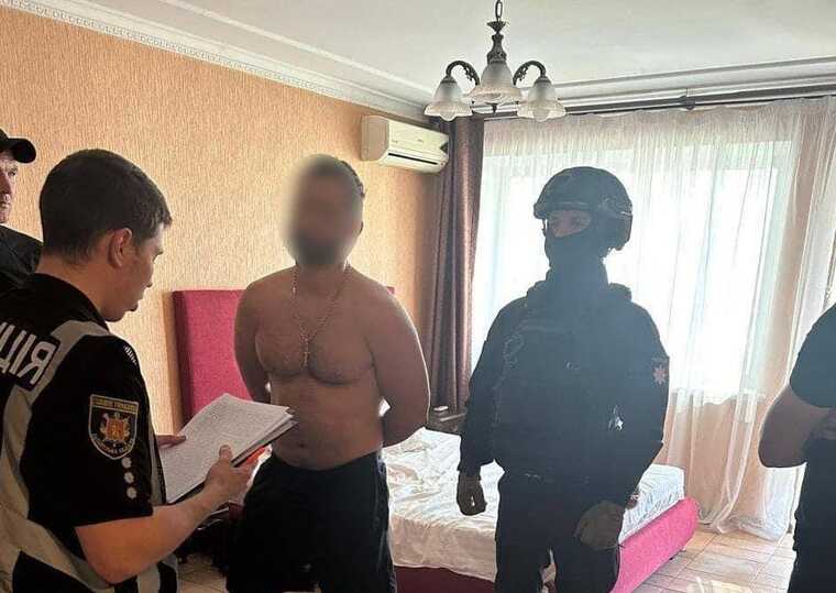 Поліцейські затримали перших підозрюваних у вбивстві Максима Денщика