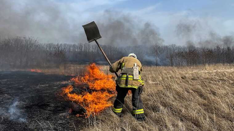 Київська ОВА попереджає про надзвичайну пожежну небезпеку в найближчі дні