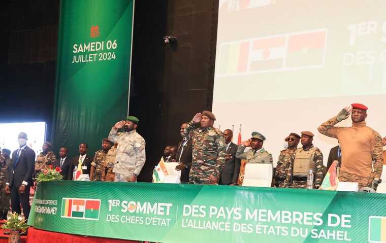 Три африканські країни створили новий військовий альянс