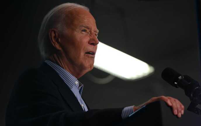 СМИ: Врач Байдена встречался со специалистом по болезни Паркинсона