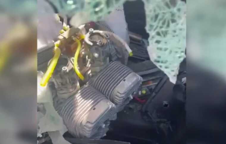 У Дніпрі мотор від "Шахеда" прилетів прямо в авто
