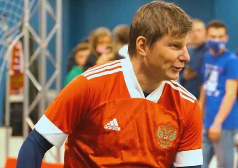 Легенда збірної РФ цинічно висловився про українців, побувавши в Хатині