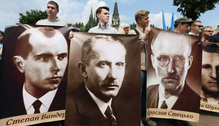 Руководителей ОУН и УПА Бандеру и Коновальца планируют перезахоронить