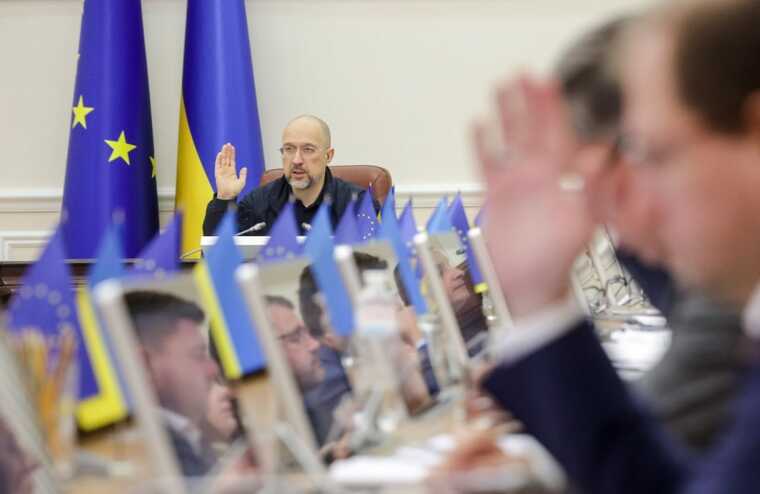 У двадцятих числах липня ситуація зі світлом може покращитися, - Шмигаль