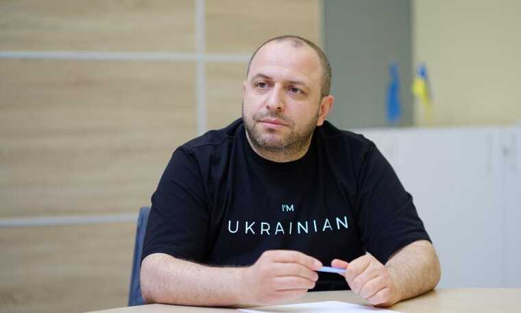 Міністр оборони закликав українців за кордоном вступати до легіону добровольців