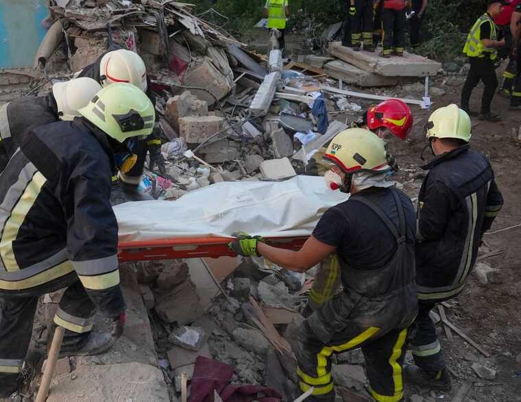 Атака на Киев: спасатели закончили поиски на Сырце