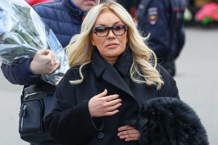 Повалій розповіла про поїздку в окупований Луганськ і пустила крокодилячі сльози