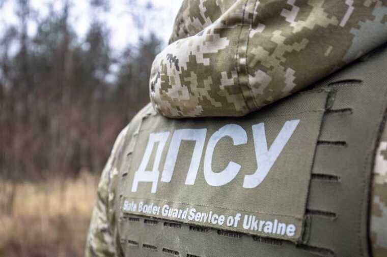 Британець українського походження, щоб виїхати з України, заплатив 9 тисяч євро