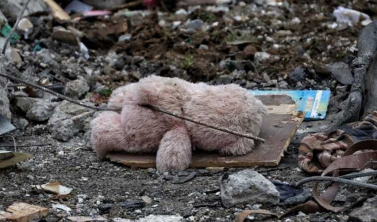 Окупанти вбили в Україні вже 561 дитину