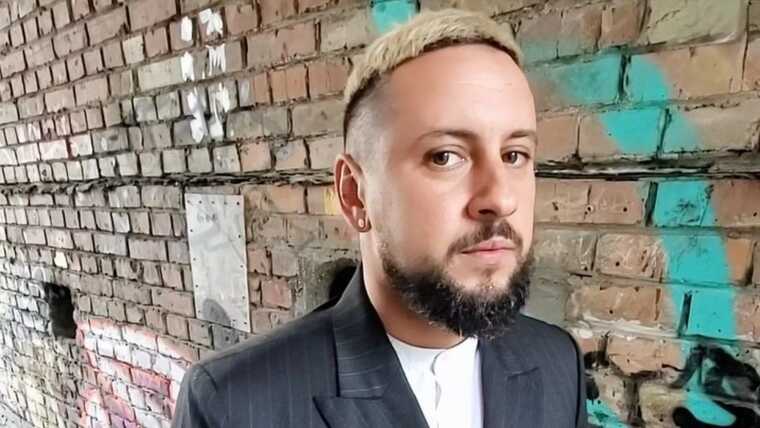 Команда Монатика виправдалася за весілля в Італії, де ведучим був Максим Галкін