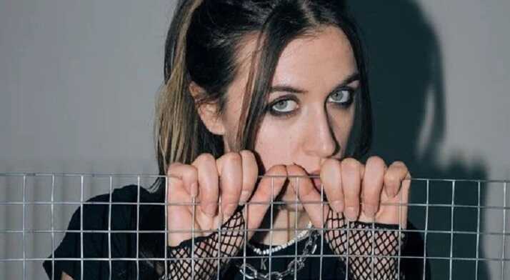 За виступ Монатика на розкішному весіллі в Італії звільнили барабанщицю