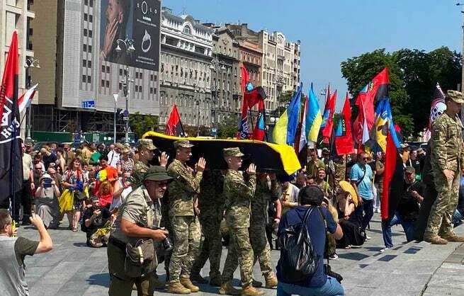 У столиці попрощалися з командиром батальйону "ОУН" Миколою Коханівським