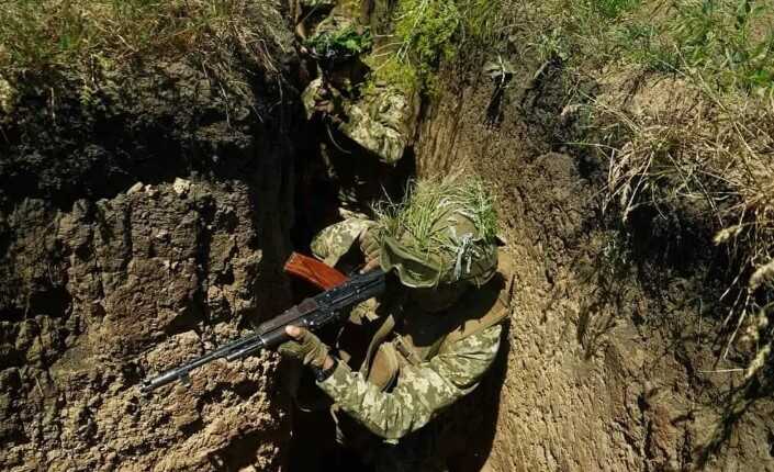 ВСУ пришлось отступить с Урожайного и Крынок, - источник в Генштабе