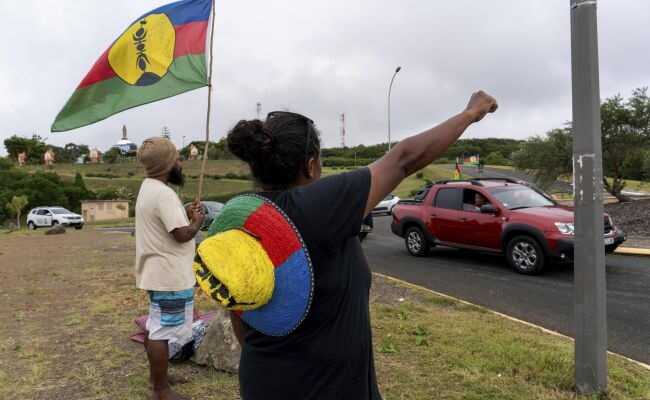 Азербайджан «вдарить» по Франції з’їздом прихильників «звільнення від французького колоніалізму»