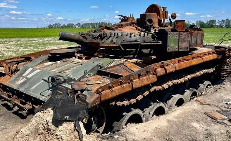 Украинские пограничники метко отработали на Харьковском направлении по вражескому танку