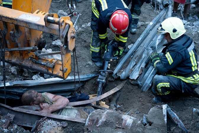 В одеському порту стався обвал будівлі: під завалами опинилися люди