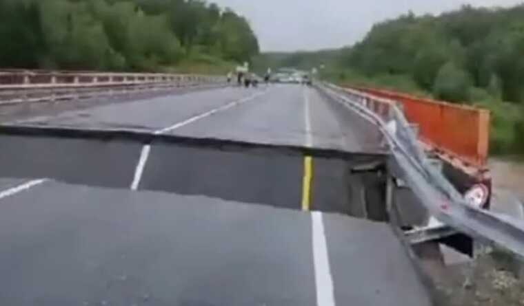 У російській Бурятії обвалився міст поблизу кордону з Монголією