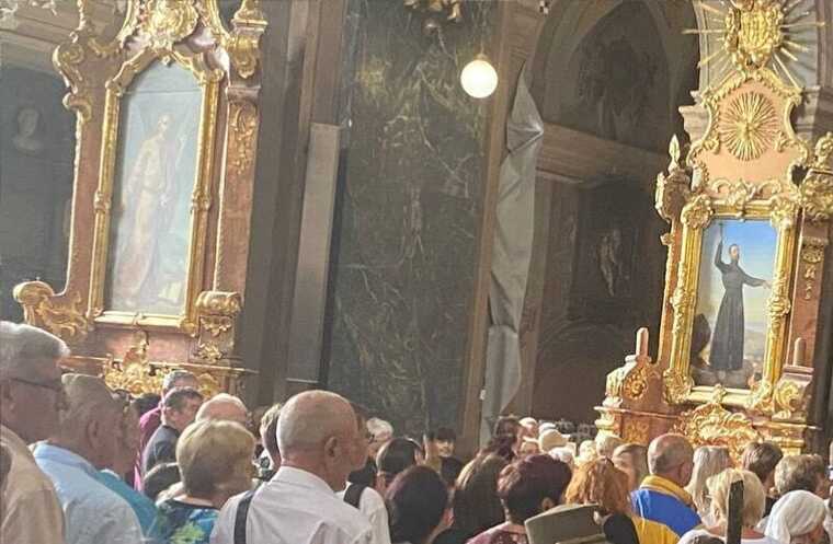 У Львові почалося прощання з Іриною Фаріон