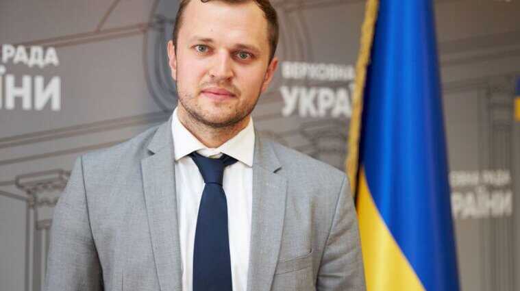 Депутатские вояжи: "Слуга народа" Жупанин пропустил заседание Рады из-за "обучения" в Лондоне