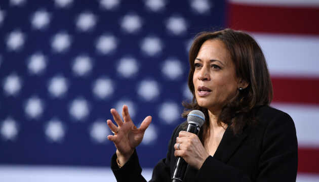 У Конгресі США лідери демократів підтримали кандидатуру Гарріс у президенти