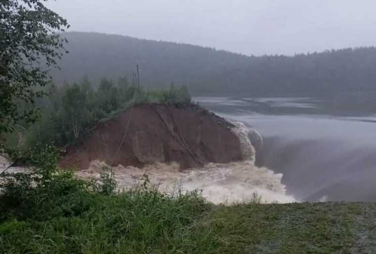Прорив греблі в Челябінській області: оголошено режим НС