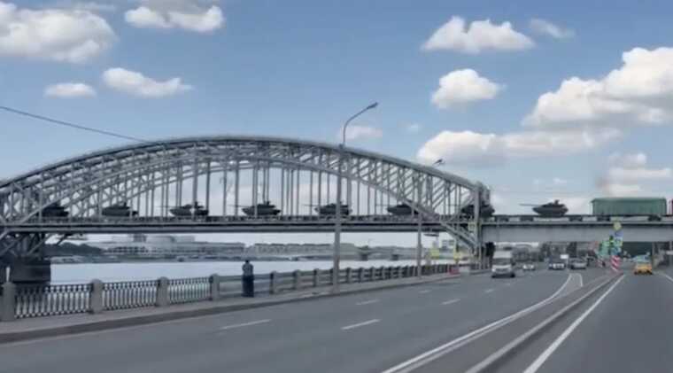 Россия перебрасывает в Санкт-Петербург танки Т-90М, – «АТЕШ»