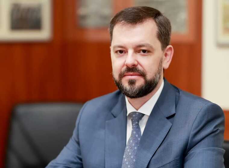 Заступник голови Держаудитслужби задекларував у Києві та області шість паркомісць