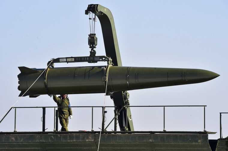 В РФ начали третий этап учений тактических ядерных сил