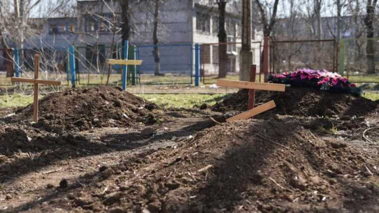 Россия в оккупированном Мариуполе скрывает данные о погибших жителях