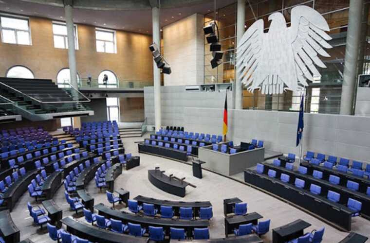 Німеччина, скоротивши парламент, заощадить 125 мільйонів євро на рік