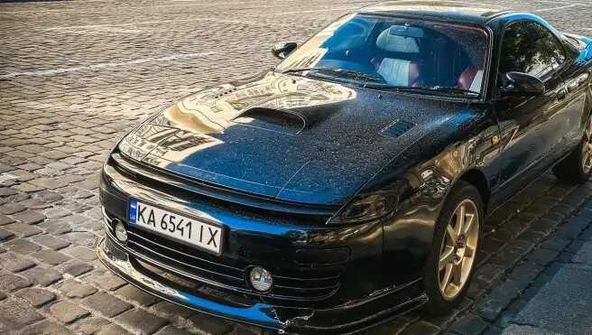 В Киеве засветился заряженный спорткар Toyota