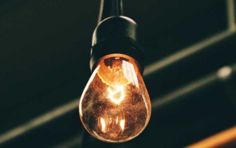 "Укренерго" оприлюднило інформацію про графіки відключень світла на завтра